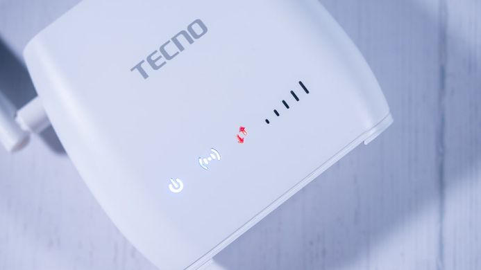 4G-роутер мобільний TECNO TR210 2000mAh bat. 4895180764646