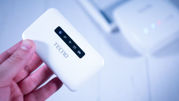 4G-роутер мобільний TECNO TR118 2500mAh bat. 4895180763953