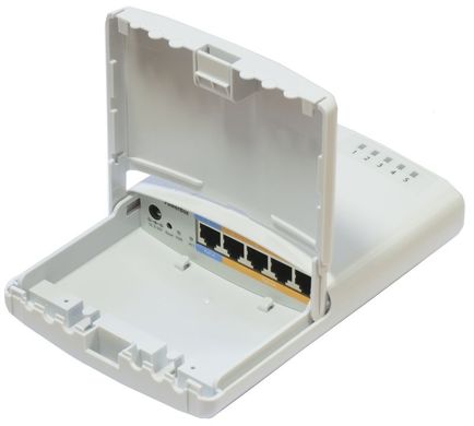 Router MikroTik PowerBOX RB750P-PBr2
